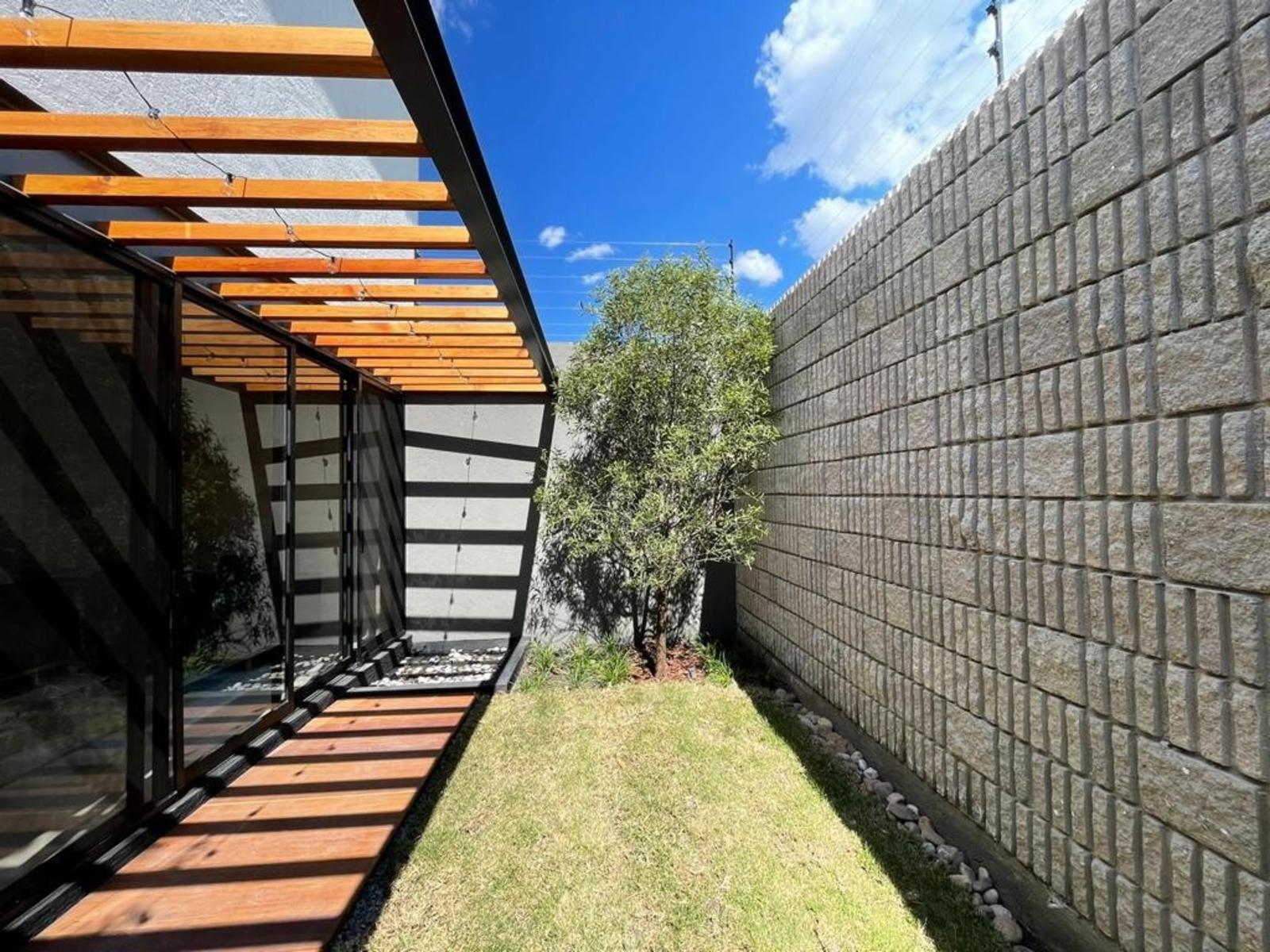 Estrena hermosa casa en una de las zonas mejor conectadas y mas seguras de Querétaro. — foto 8