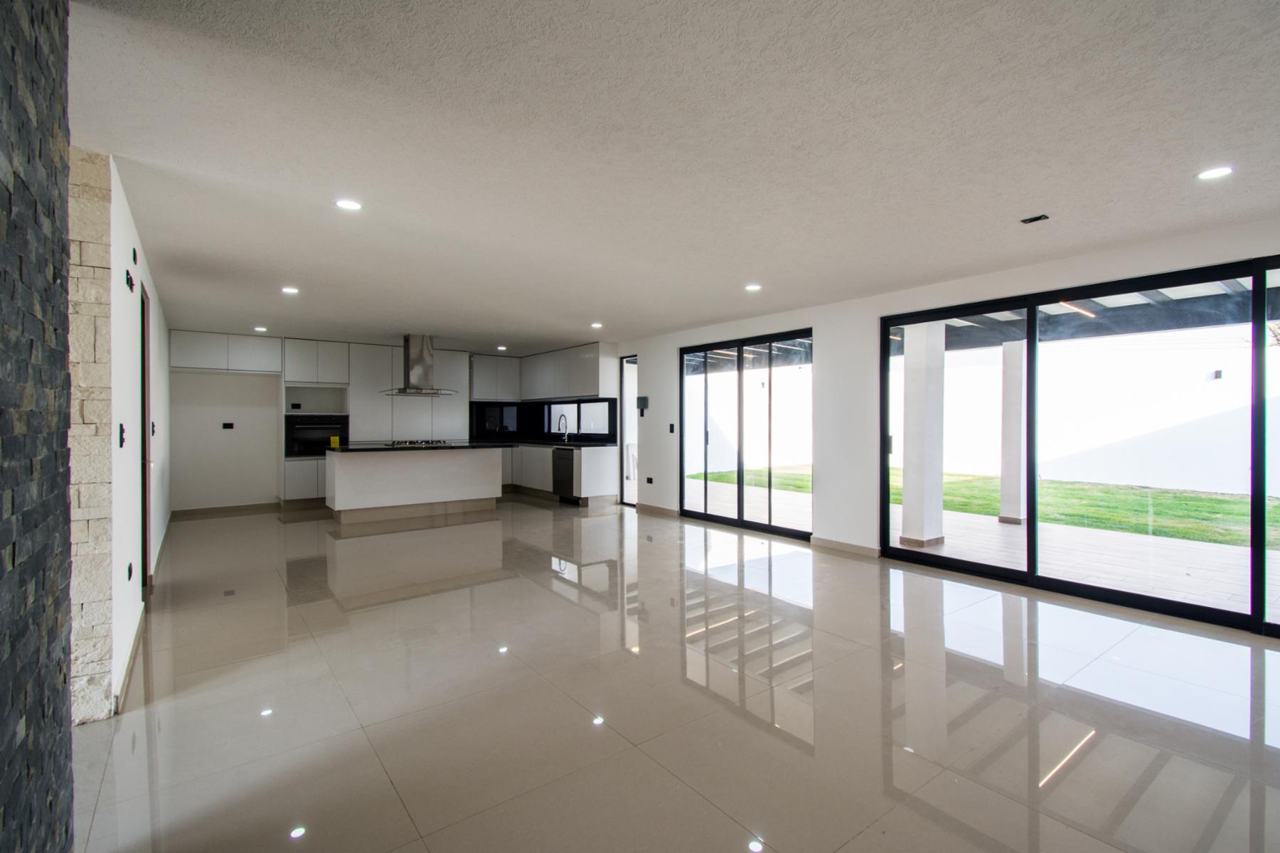 Venta casa 4 recamaras Parque Villahermosa Lomas de Angelopolis Puebla - 4