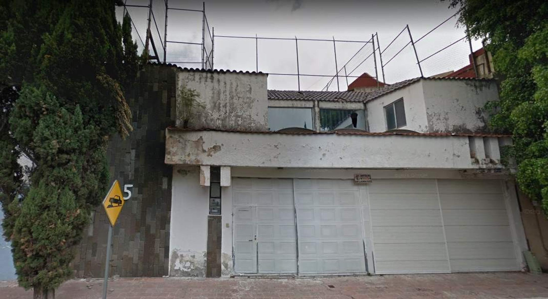 Terreno en venta con construcción para demoler Club de Golf las Fuentes Puebla - 4