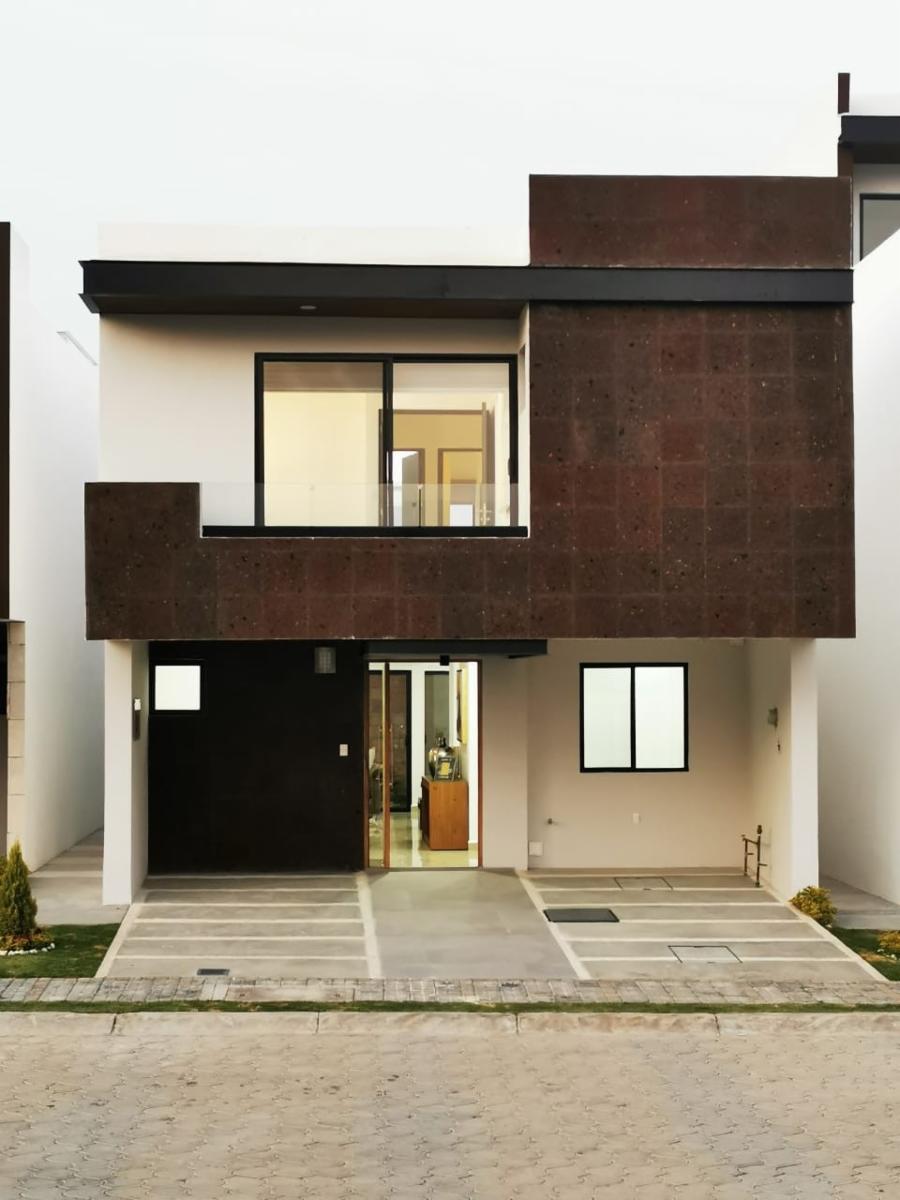 Casa en venta 3 recamaras Modelo Milo Altaria Residencial Lomas de Angelopolis Puebla - 1