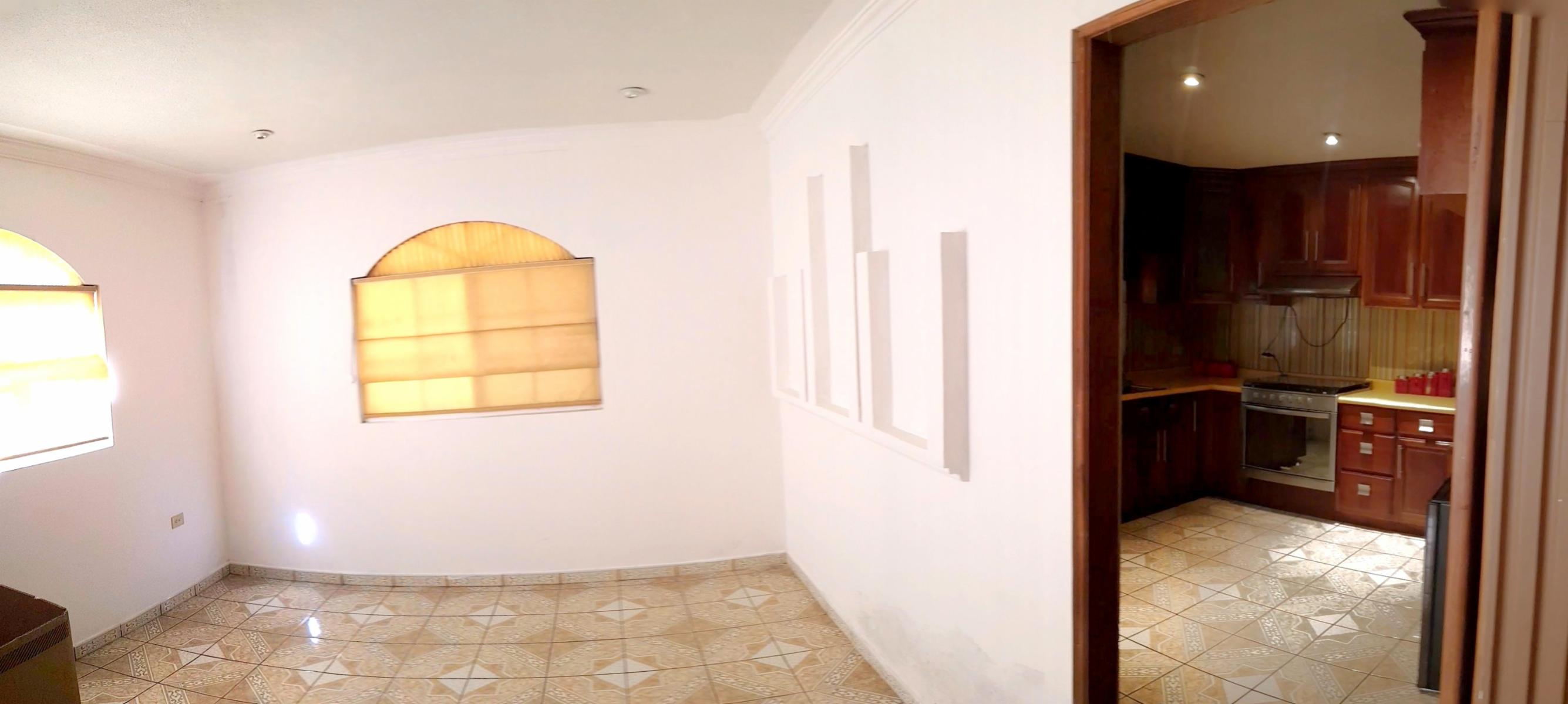 CASA EN VENTA COL UNIVERSAL - 12