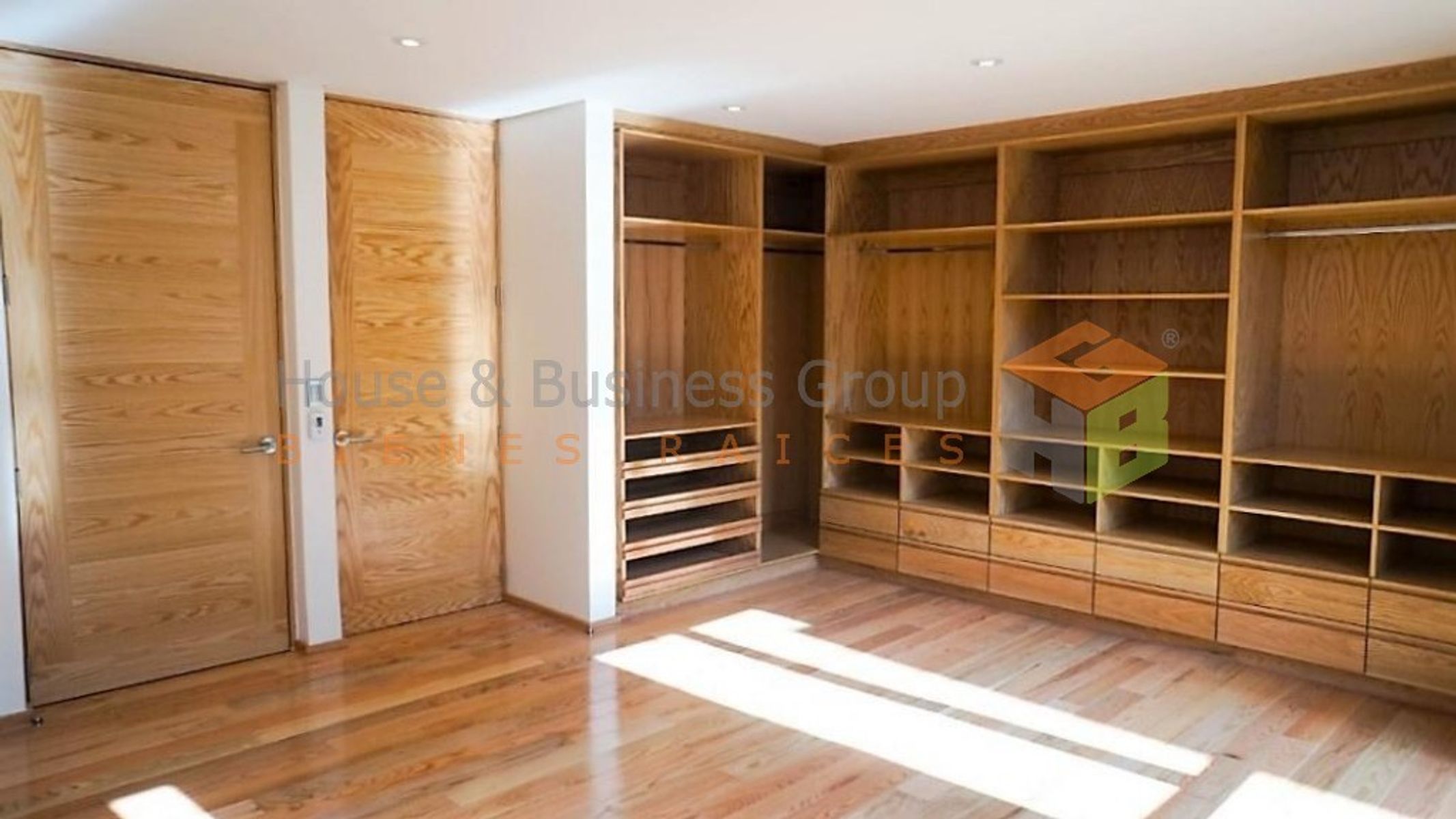 Obtén ya tu nuevo patrimonio, casa a solo 10 min. de Polanco, 4 rec, 4 est, jardín, terraza y más. — foto 10