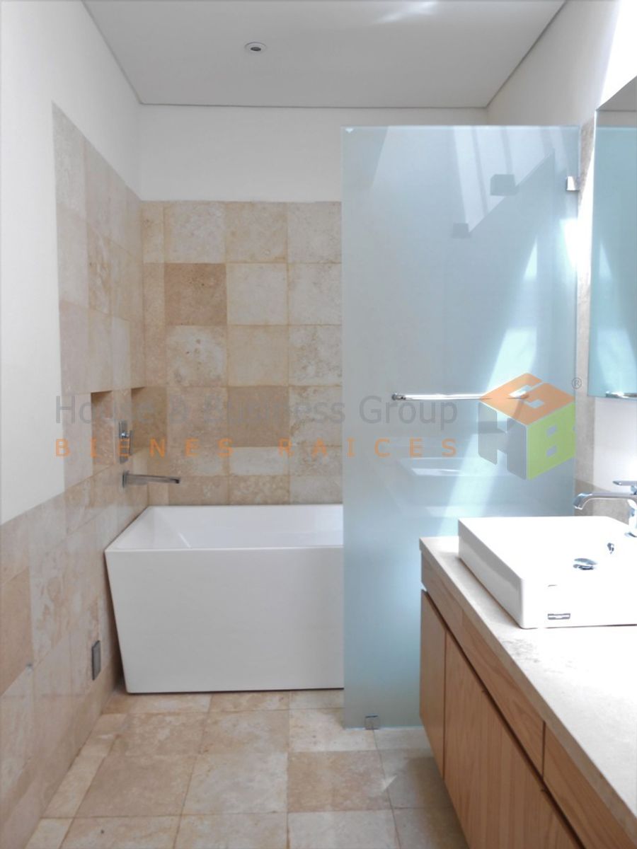 Obtén ya tu nuevo patrimonio, casa a solo 10 min. de Polanco, 4 rec, 4 est, jardín, terraza y más. — foto 14