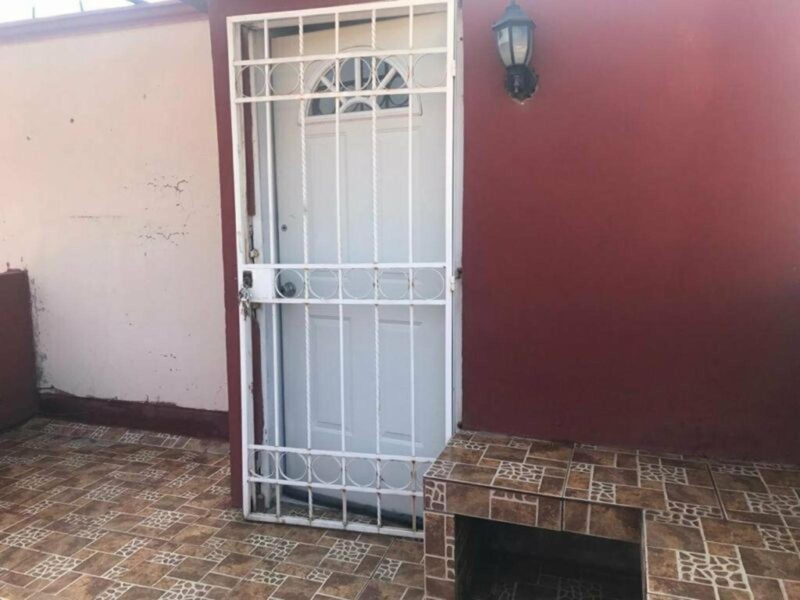 VENDO CASA EN LAS AMERICAS - 5