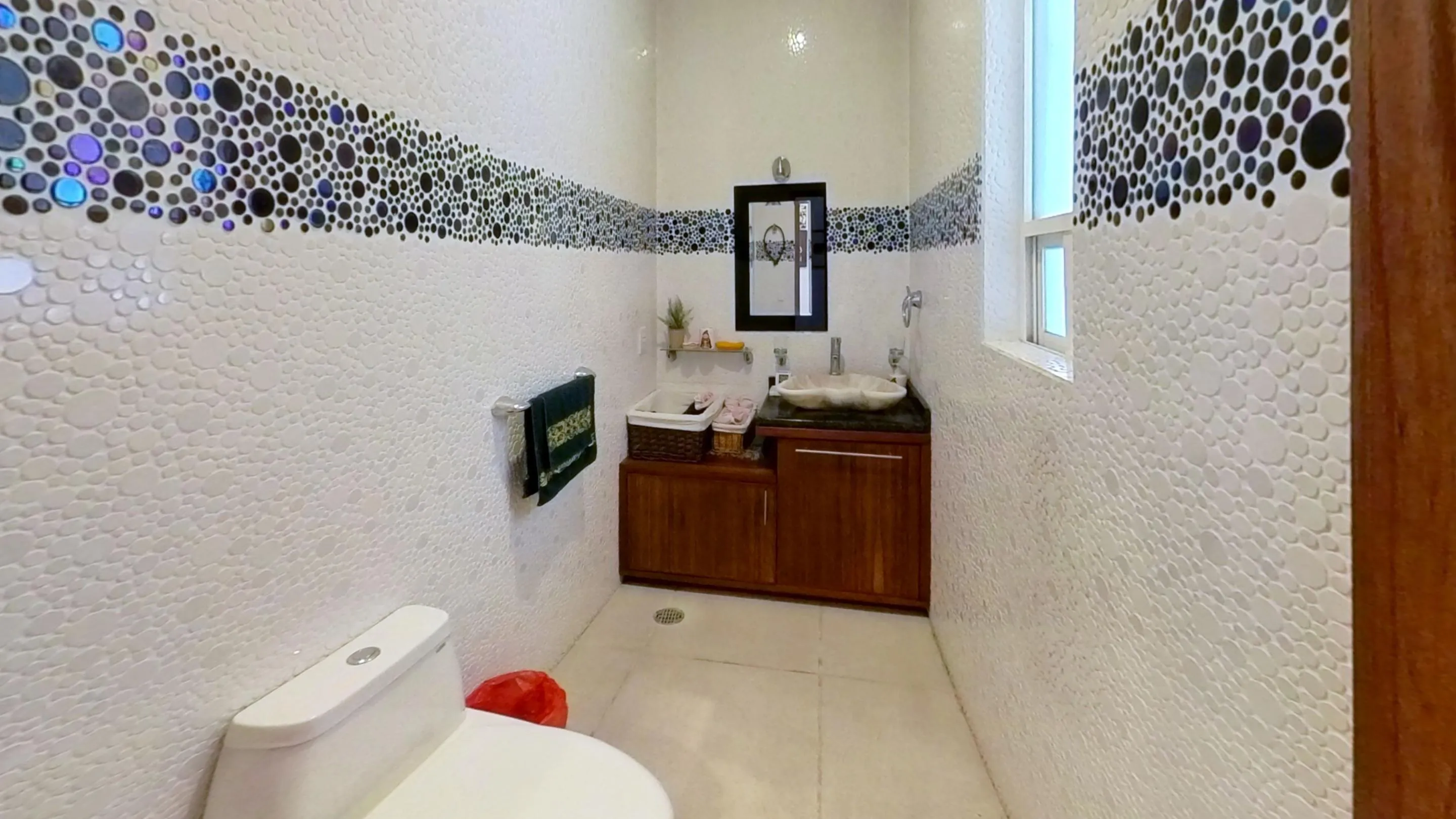 Hermosa y amplia residencia con bellos espacios verdes - 5