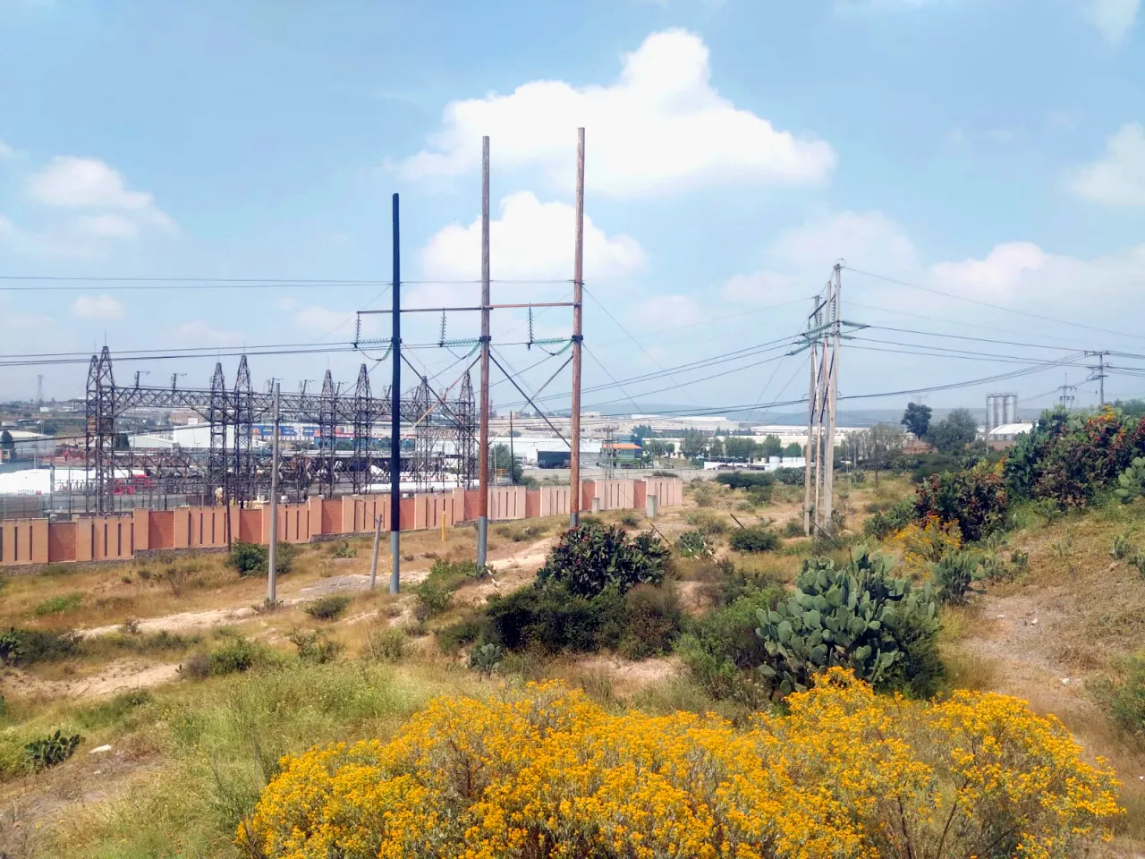 9.5 hectáreas, autopista MEX-QRO - 10
