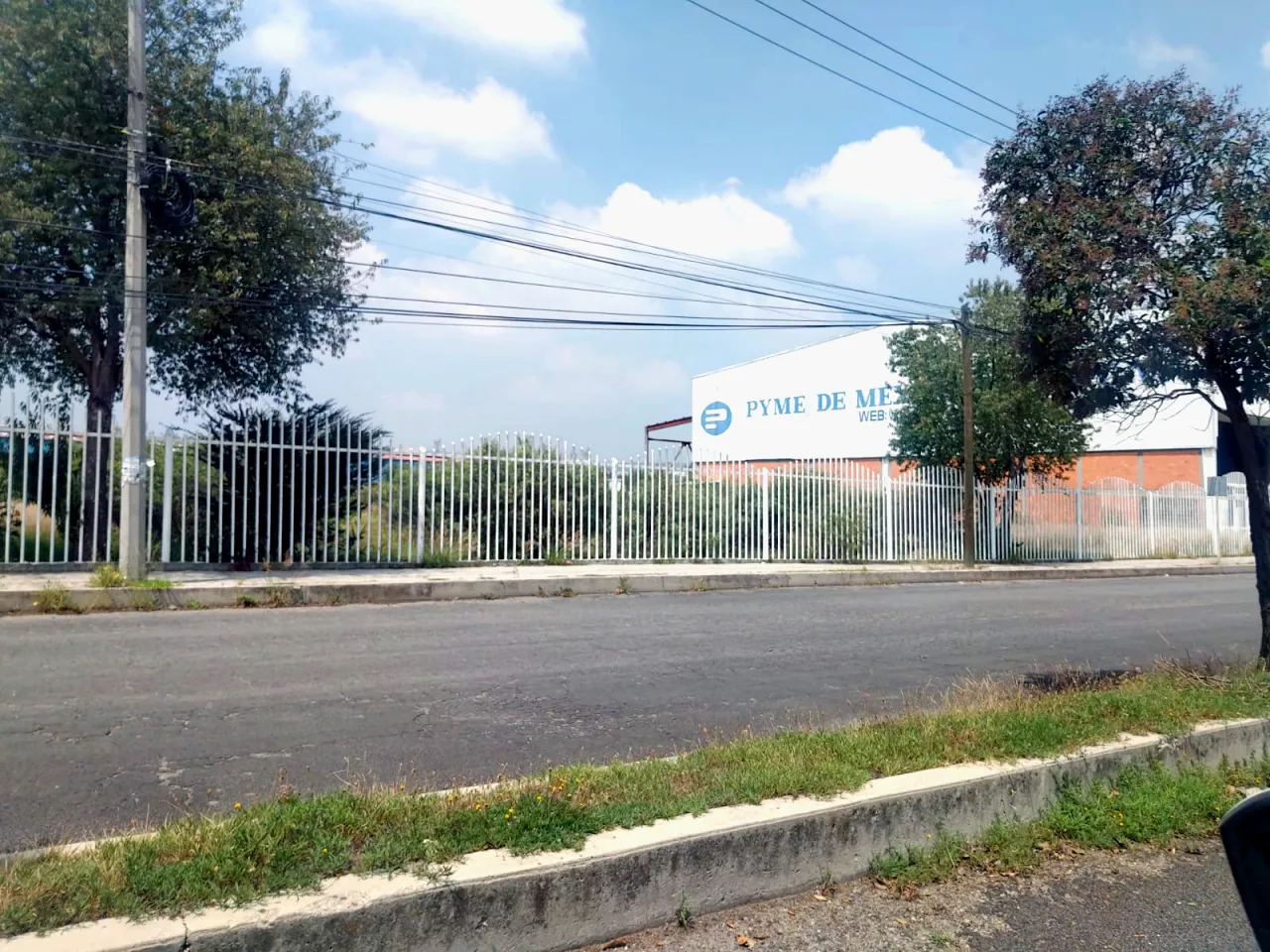 9.5 hectáreas, autopista MEX-QRO - 7