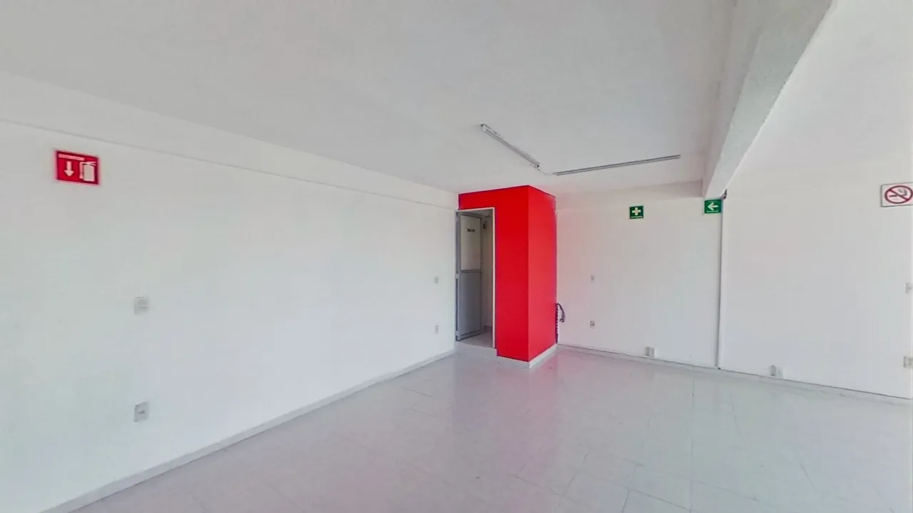 Edificio en zona Comercial - 16