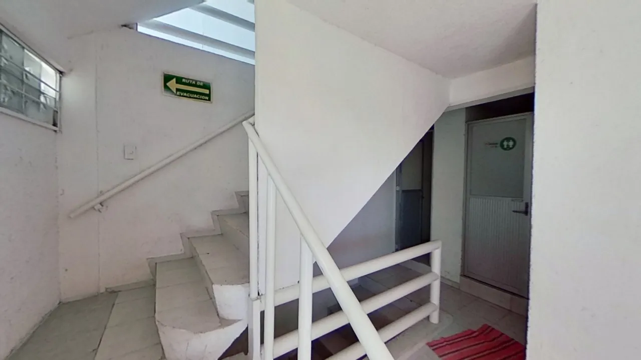 Edificio en zona Comercial - 5