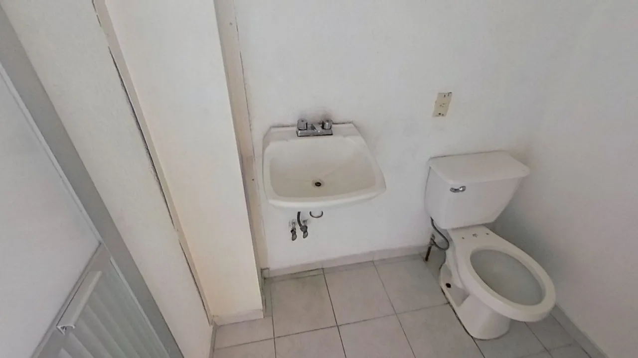 Edificio en zona Comercial - 11