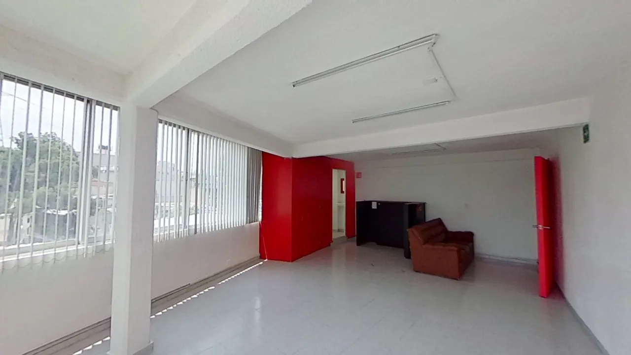 Edificio en zona Comercial - 19