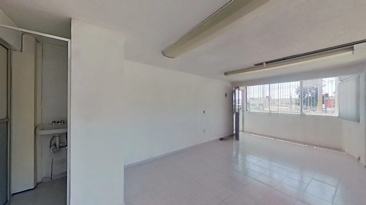Edificio en zona Comercial - 13