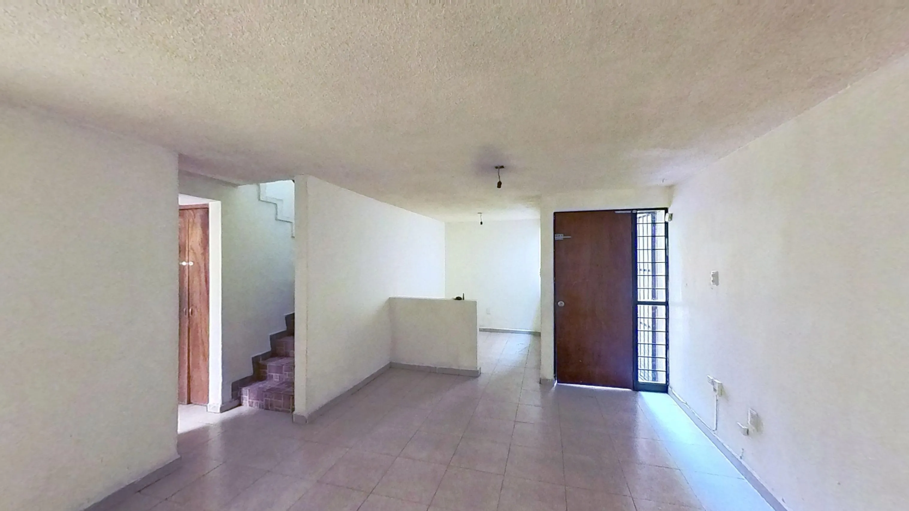 Hermosa casa en fraccionamiento tranquilo - 3