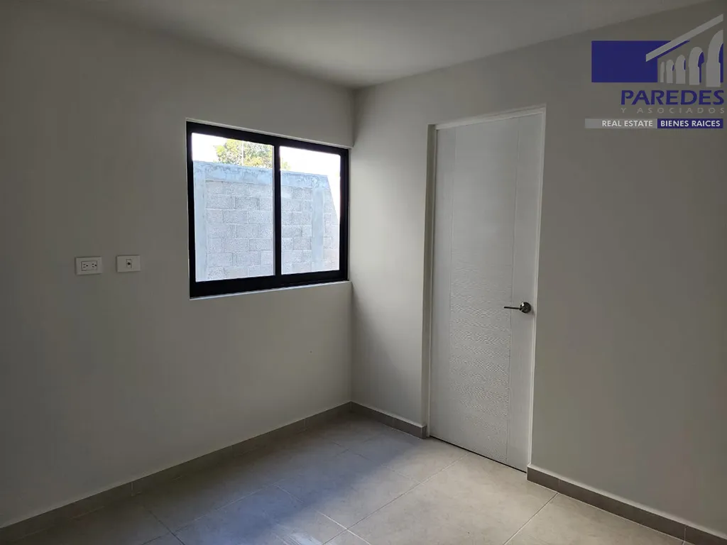 QC102 Casa en venta 4 recámaras Fraccionamiento Zakia El Marques Queretaro — foto 11