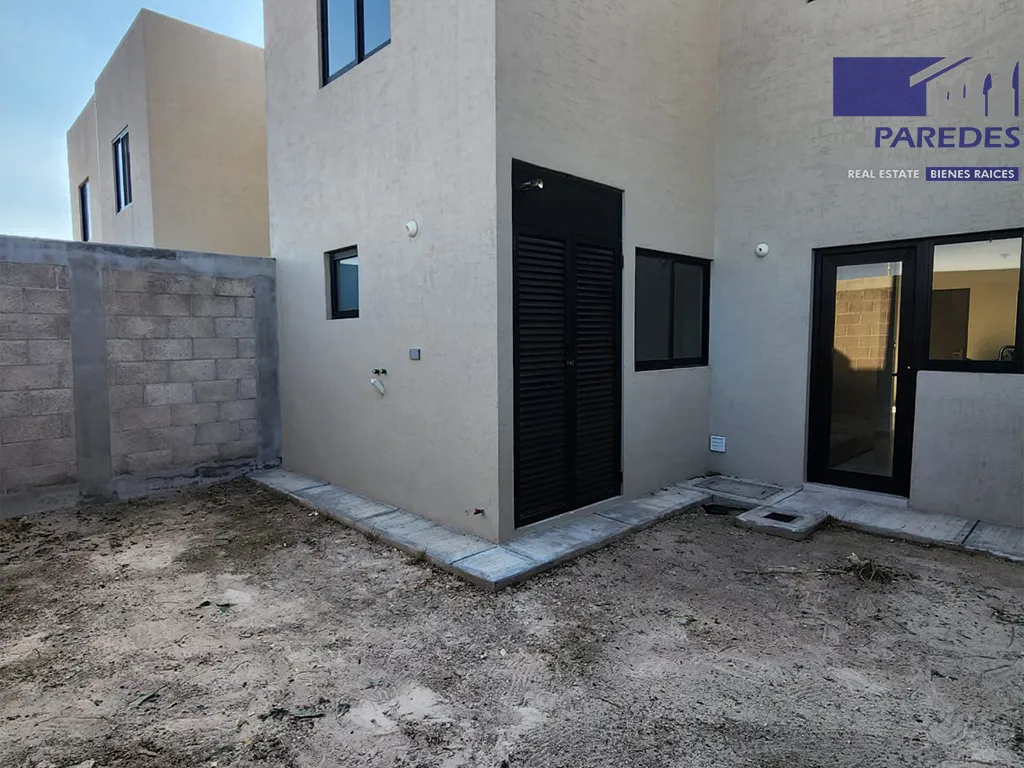 QC102 Casa en venta 4 recámaras Fraccionamiento Zakia El Marques Queretaro — foto 4