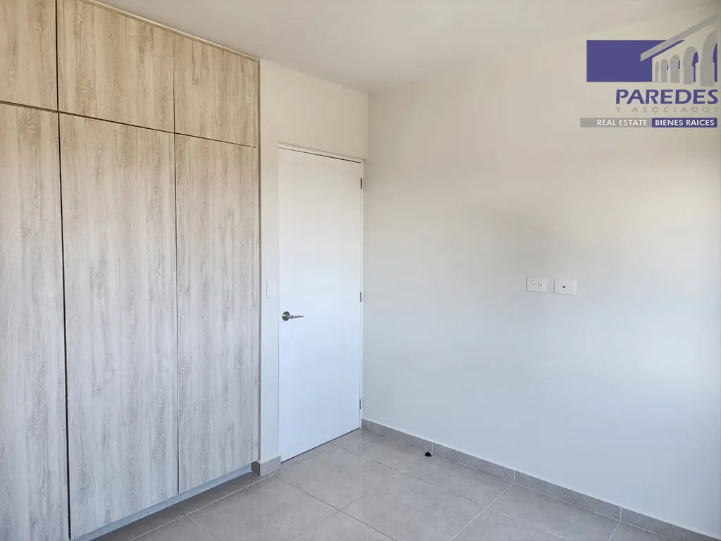 QC102 Casa en venta 4 recámaras Fraccionamiento Zakia El Marques Queretaro — foto 7
