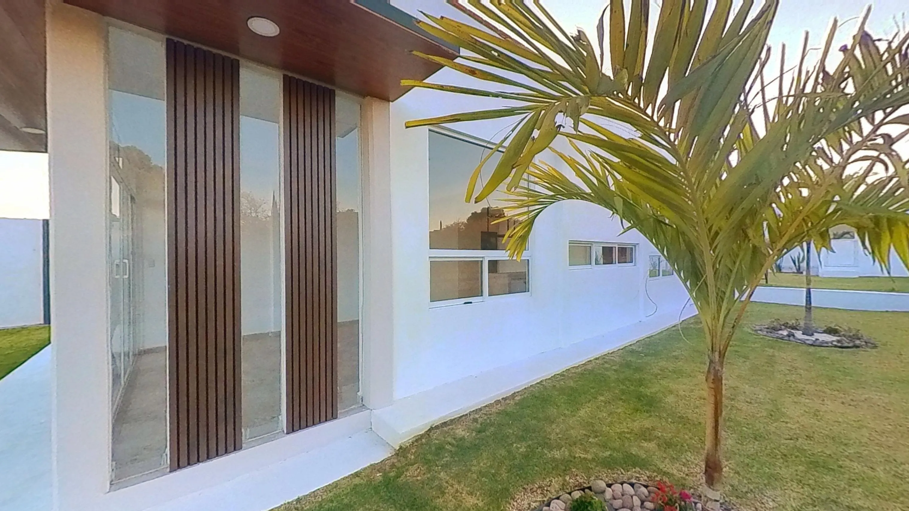 Residencia en esquina en Presa Escondida - 7