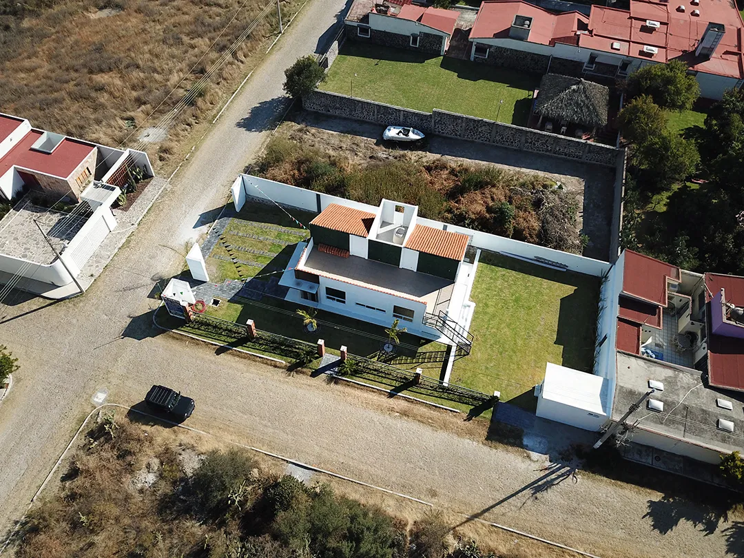 Residencia en esquina en Presa Escondida - 5