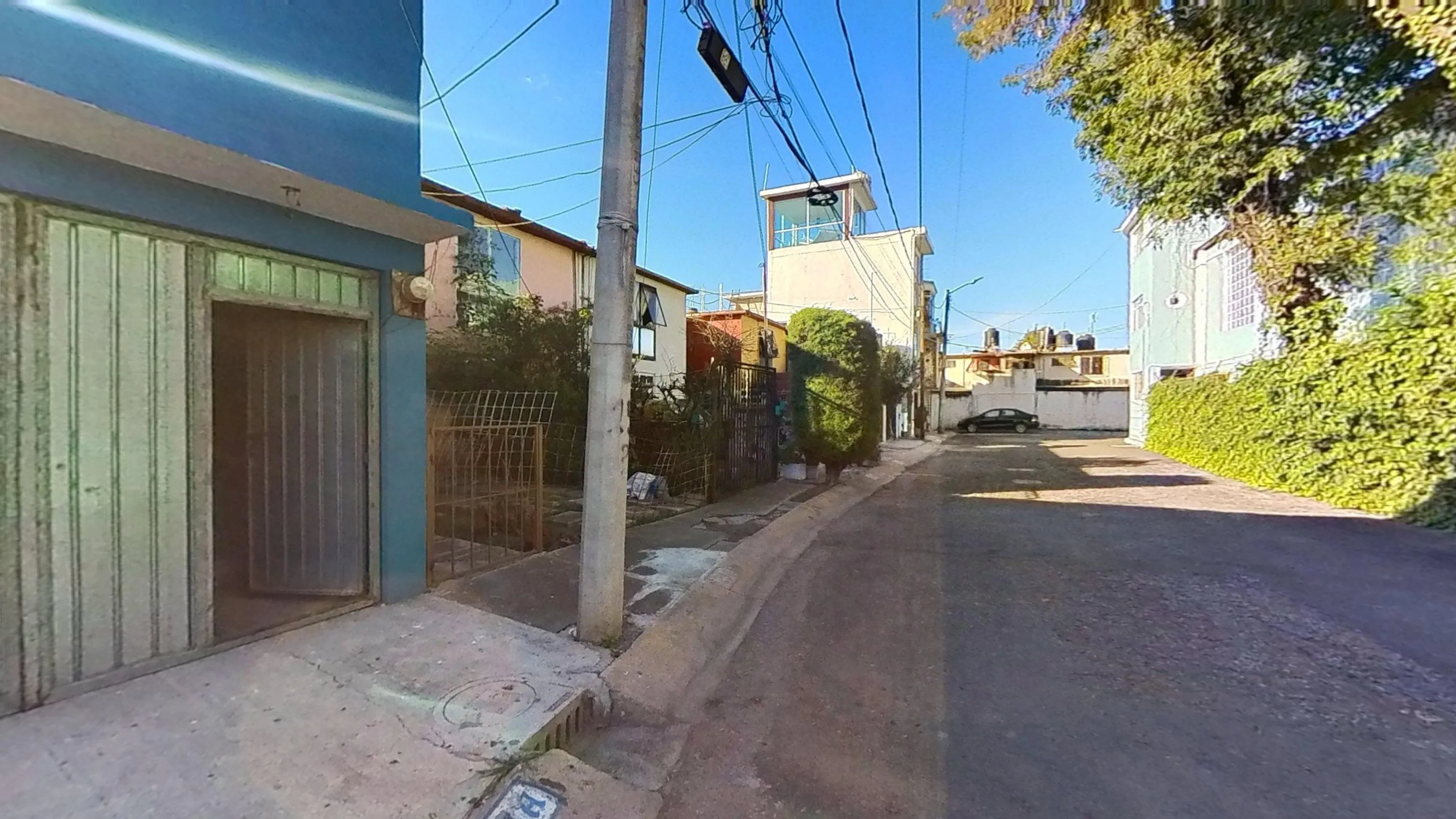 Casa amplia y bién iluminada con cochera - 18