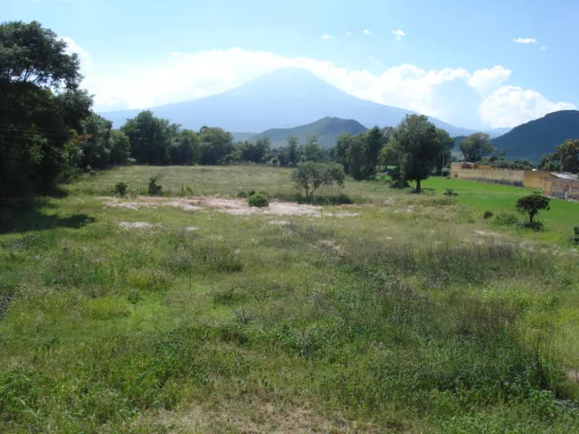 Terreno 200 m2 servicios Atlixco Xalpatlaco Puebla - 1