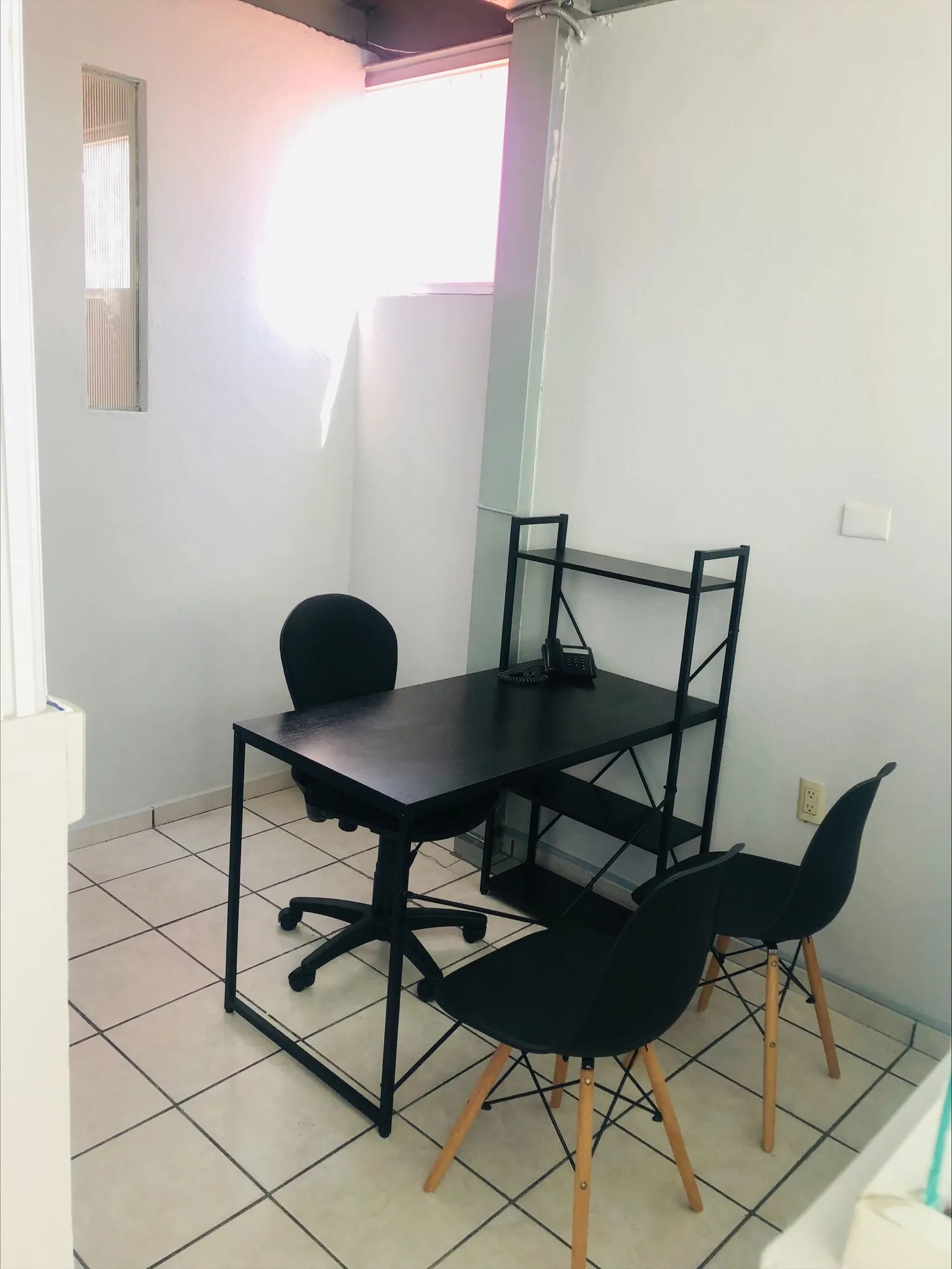 UN LUGAR SEGURO TE ESPERA PARA TU OFICINA EN MUNDO E - 6