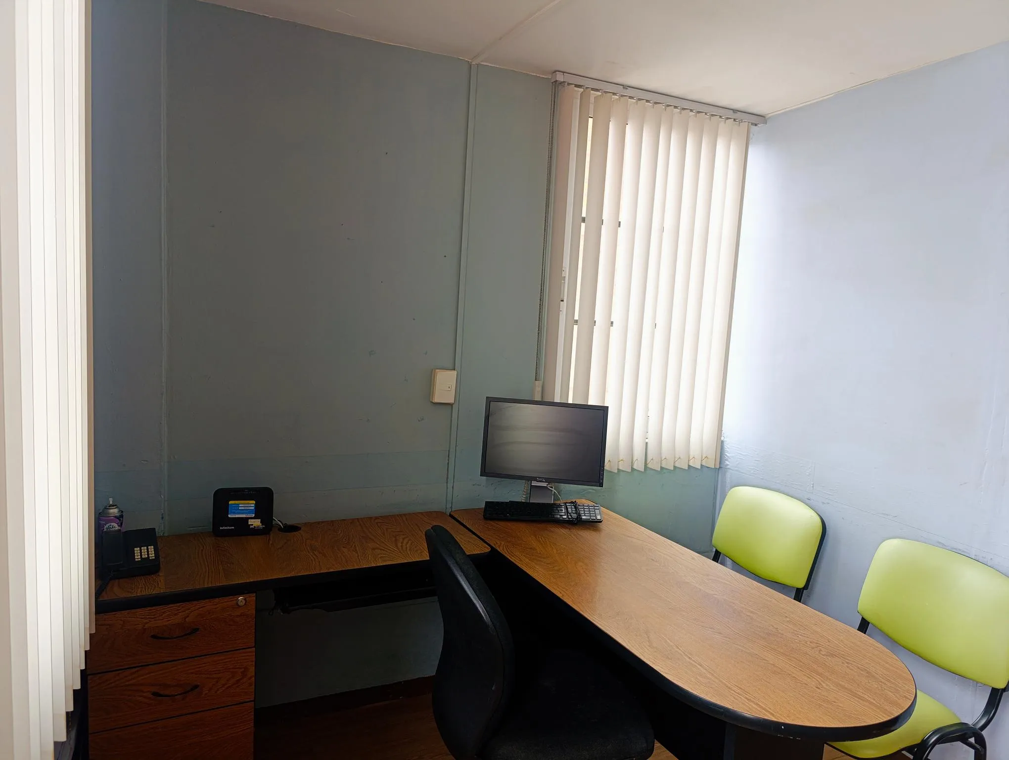 CALIDAD, COMODIDAD, PRECIO TU OFICINA FISICA EN ECHEGARAY - 6