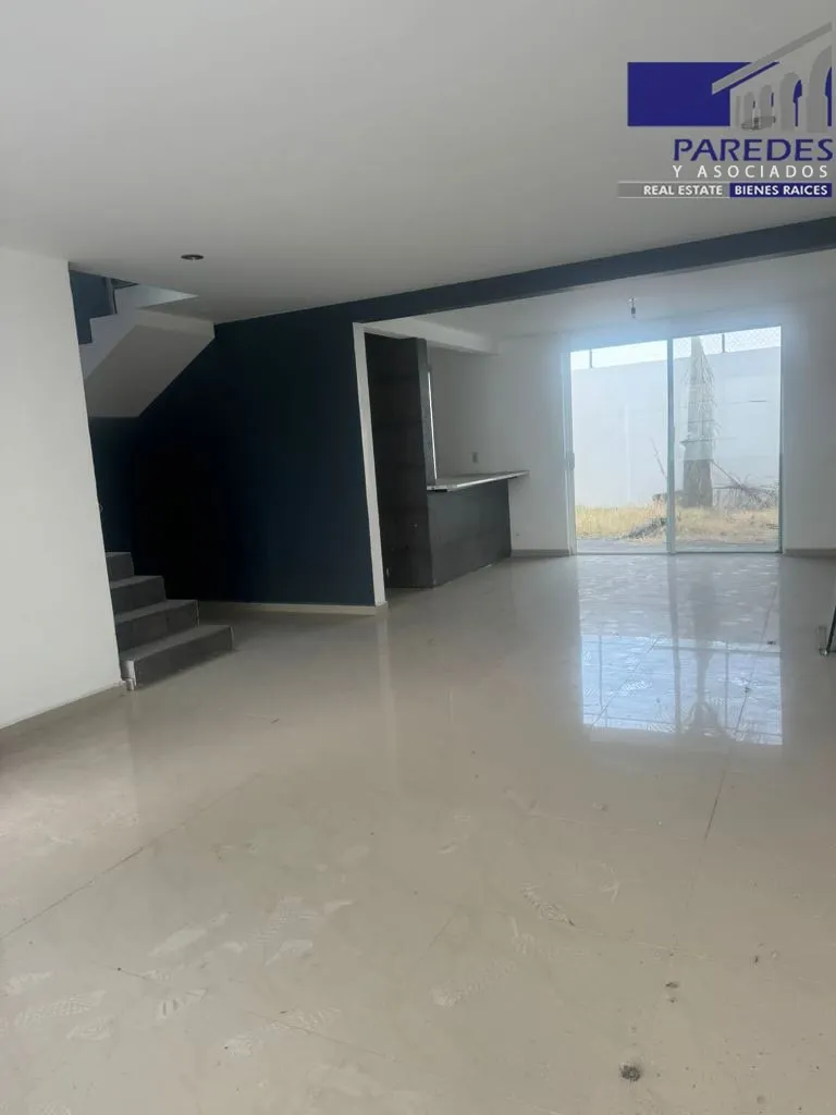 C118 Casa en venta 3 recamaras Residencial Fresnos 3 Marias Morelia — foto 2