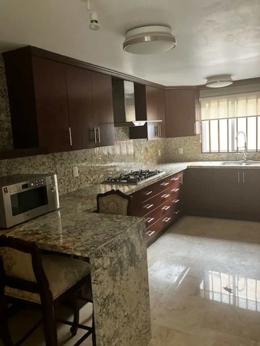 PRECIOSA CASA EN CONDOMINIO CON ACABADOS DE LUJO - 8