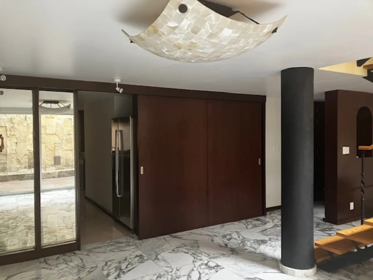 PRECIOSA CASA EN CONDOMINIO CON ACABADOS DE LUJO - 3