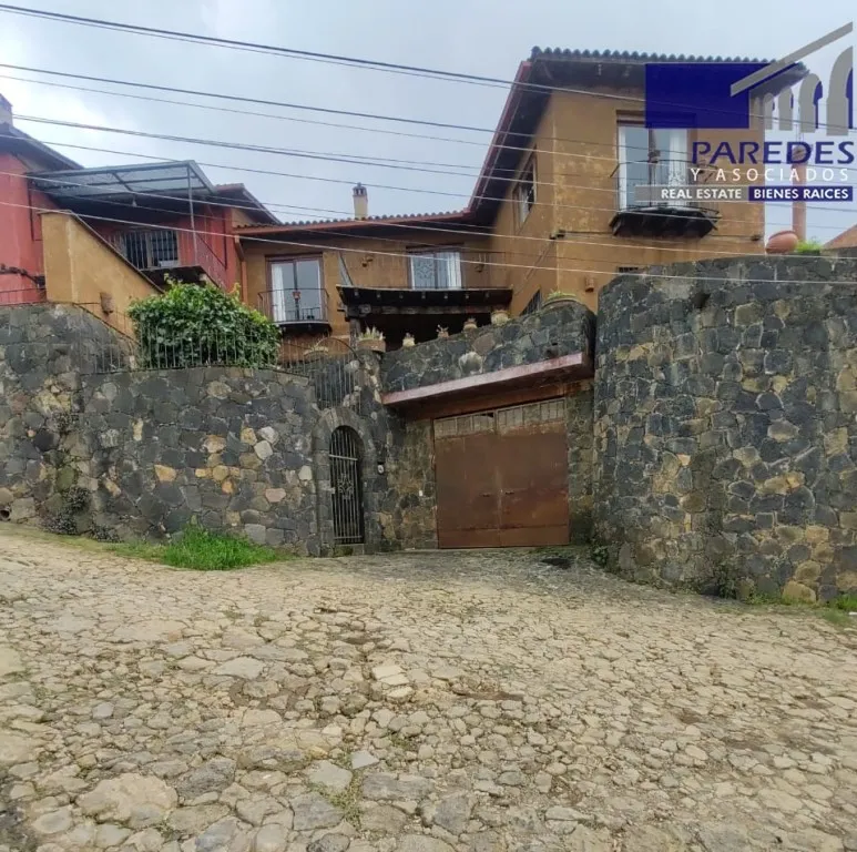 C145 Casa estilo colonial SUPER OFERTA con hermosa vista al Lago de Pátzcuaro Mich - 1
