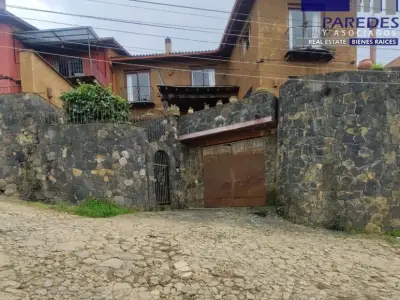C145 Casa estilo colonial SUPER OFERTA con hermosa vista al Lago de Pátzcuaro Mich