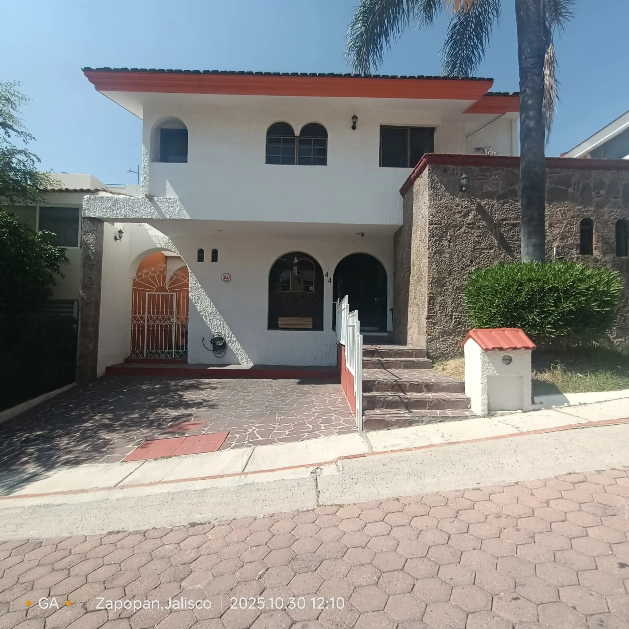 Casa renta en Royal Country, Zapopan - 1