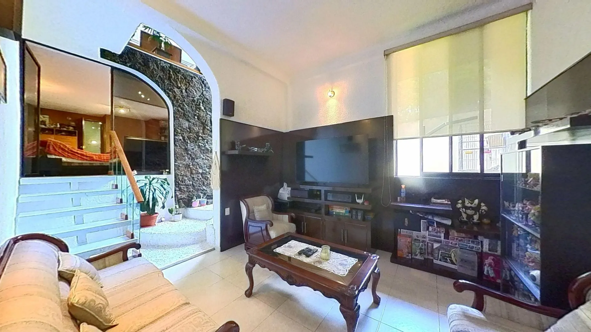Hermosa residencia en calle cerrada en fraccionamiento - 17