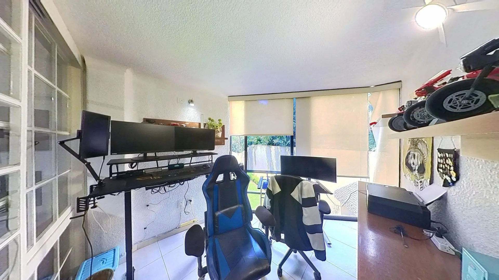 Hermosa residencia en calle cerrada en fraccionamiento - 15