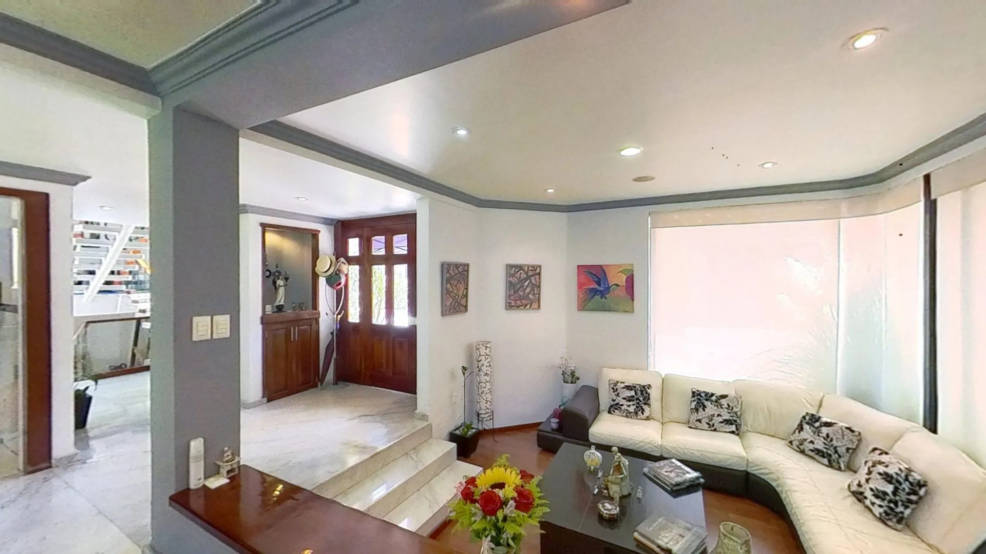 Hermosa residencia en calle cerrada en fraccionamiento - 4