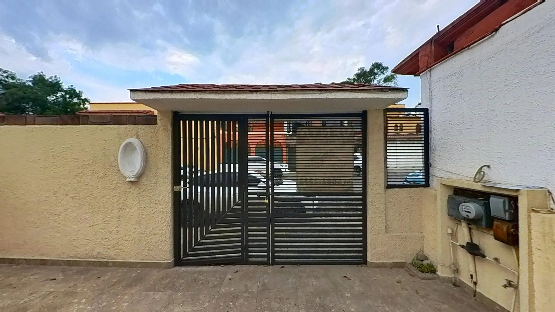 Hermosa residencia en zona exclusiva en Izcalli - 2