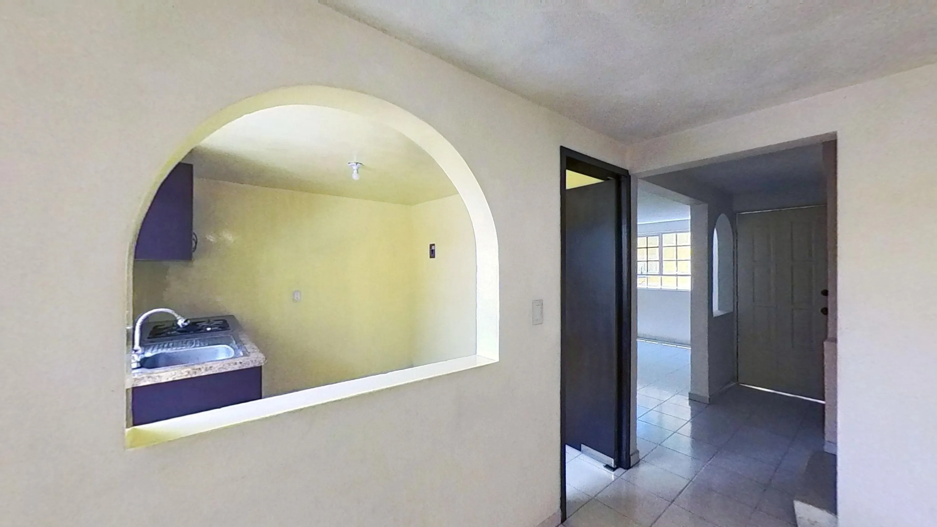 Amplísima casa en esquina en fraccionamiento seguro - 10