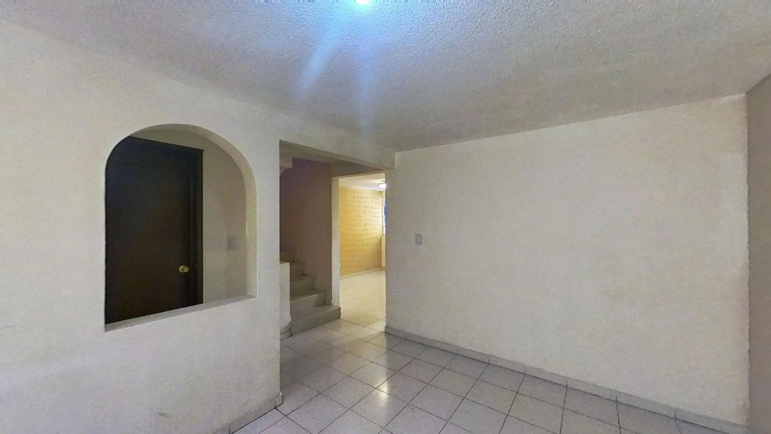 Amplísima casa en esquina en fraccionamiento seguro - 7