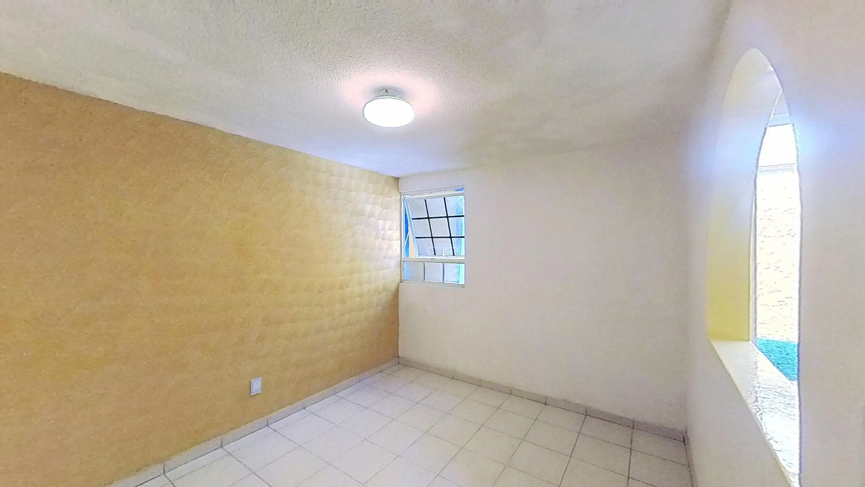 Amplísima casa en esquina en fraccionamiento seguro - 9