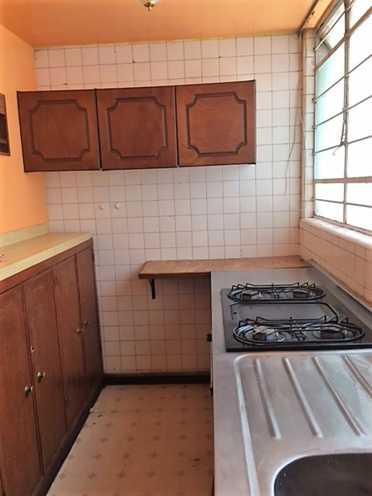 DEPARTAMENTO CON USO DE SUELO, ADAPTADO PARA OFICINAS, DE CINCO CUBÍCULOS + CUARTO DE ARCHIVO - 17