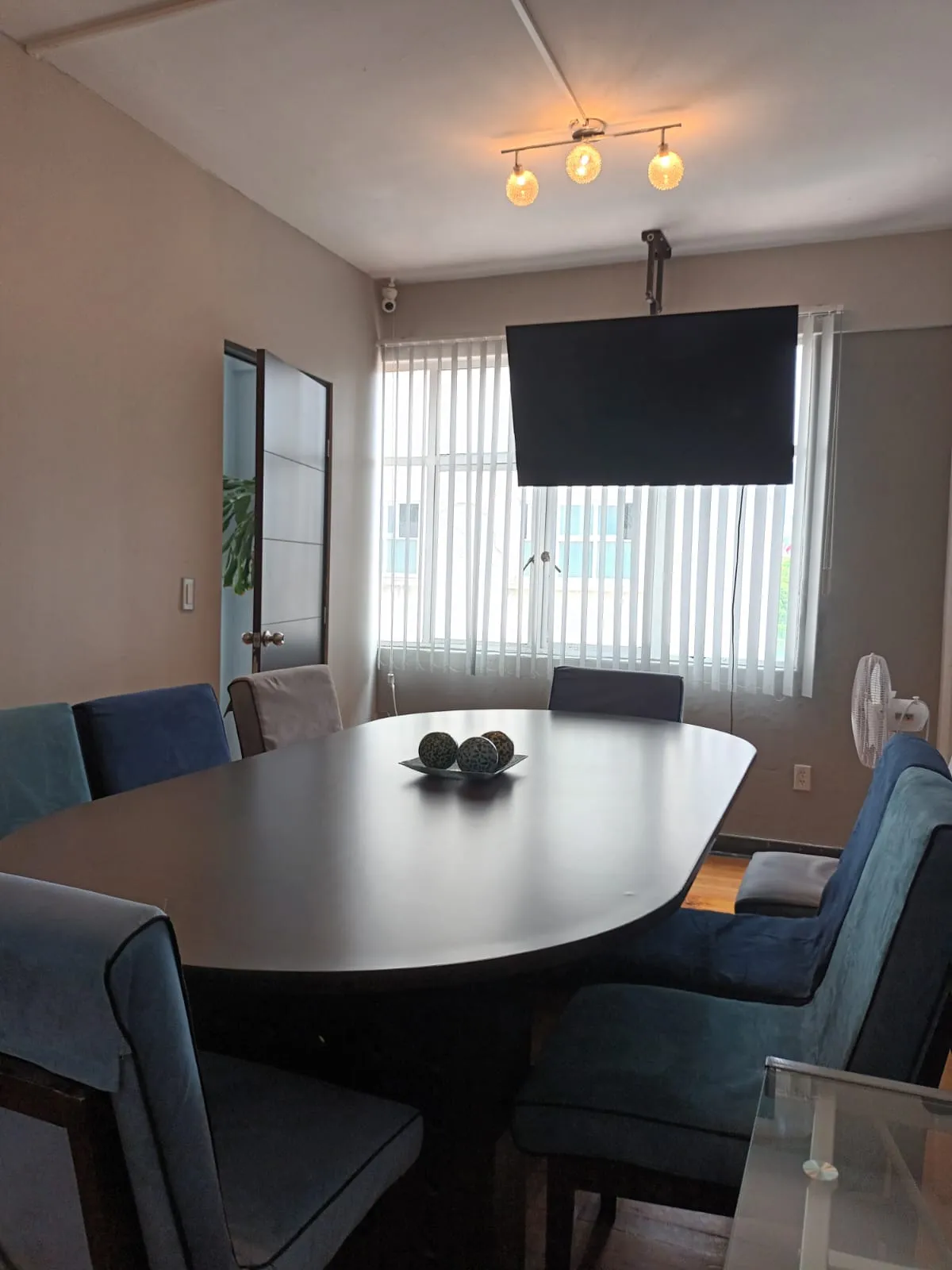 BUSCAS UN ESPACIO PARA TUS REUNIONES OFRECEMOS 8 SALA DE JUNTAS DIFERENTES - 5