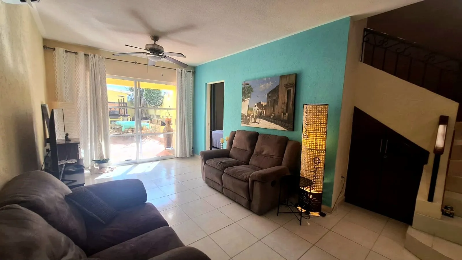 OPORTUNIDAD DE INVERSIÓN- Casa con una recamara en la planta baja y un amplio patio – Villa Marina - 2