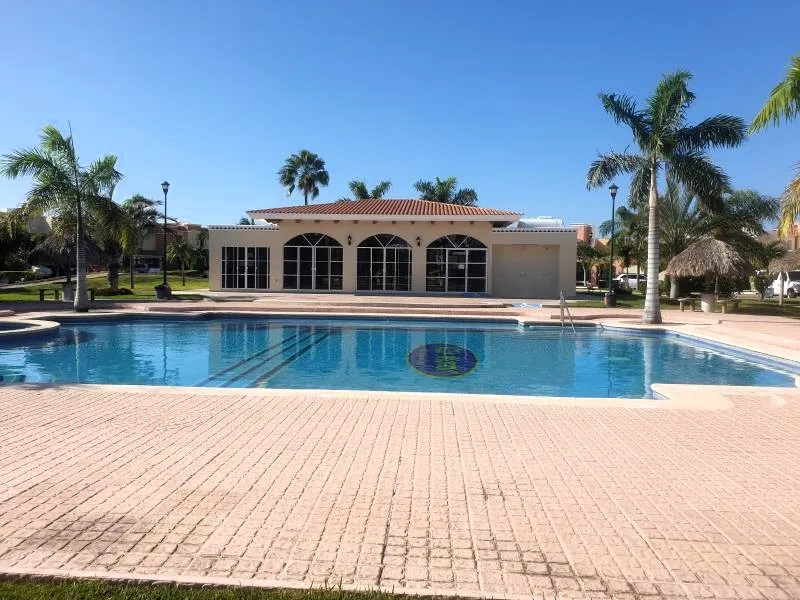 OPORTUNIDAD DE INVERSIÓN- Casa con una recamara en la planta baja y un amplio patio – Villa Marina - 19