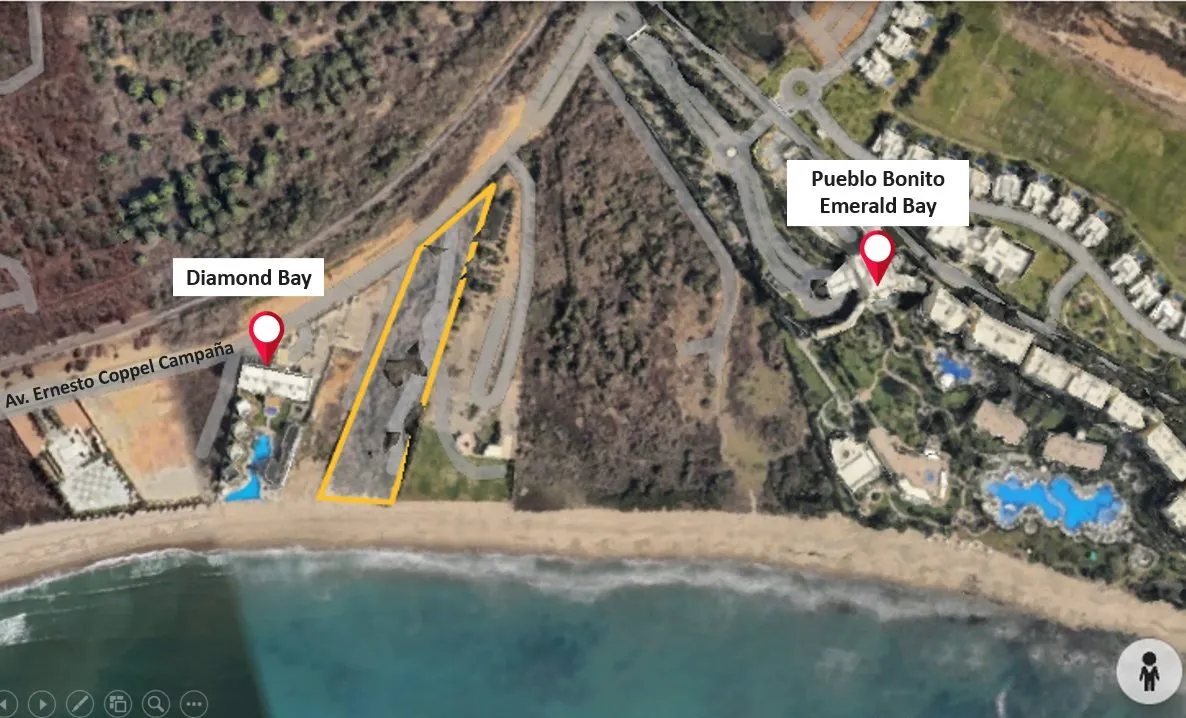OPORTUNIDAD -Terreno en venta con 48 m de frente de playa en la playa El Delfín - 2